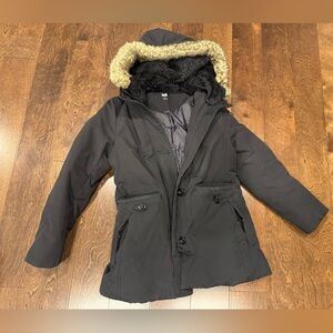 Uniqlo Winter Black Faux Fur Hooded Down Jacket